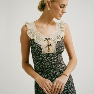 The Vintage Lover